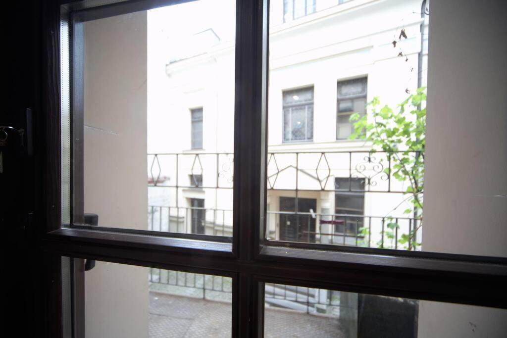 Appartamento The Theatre / Old Town & Balcony Riga Esterno foto